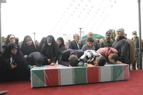 گزارش اخبار سیما از مراسم تشییع و تدفین دومین شهید گمنام فدراسیون کشتی (فیلم)